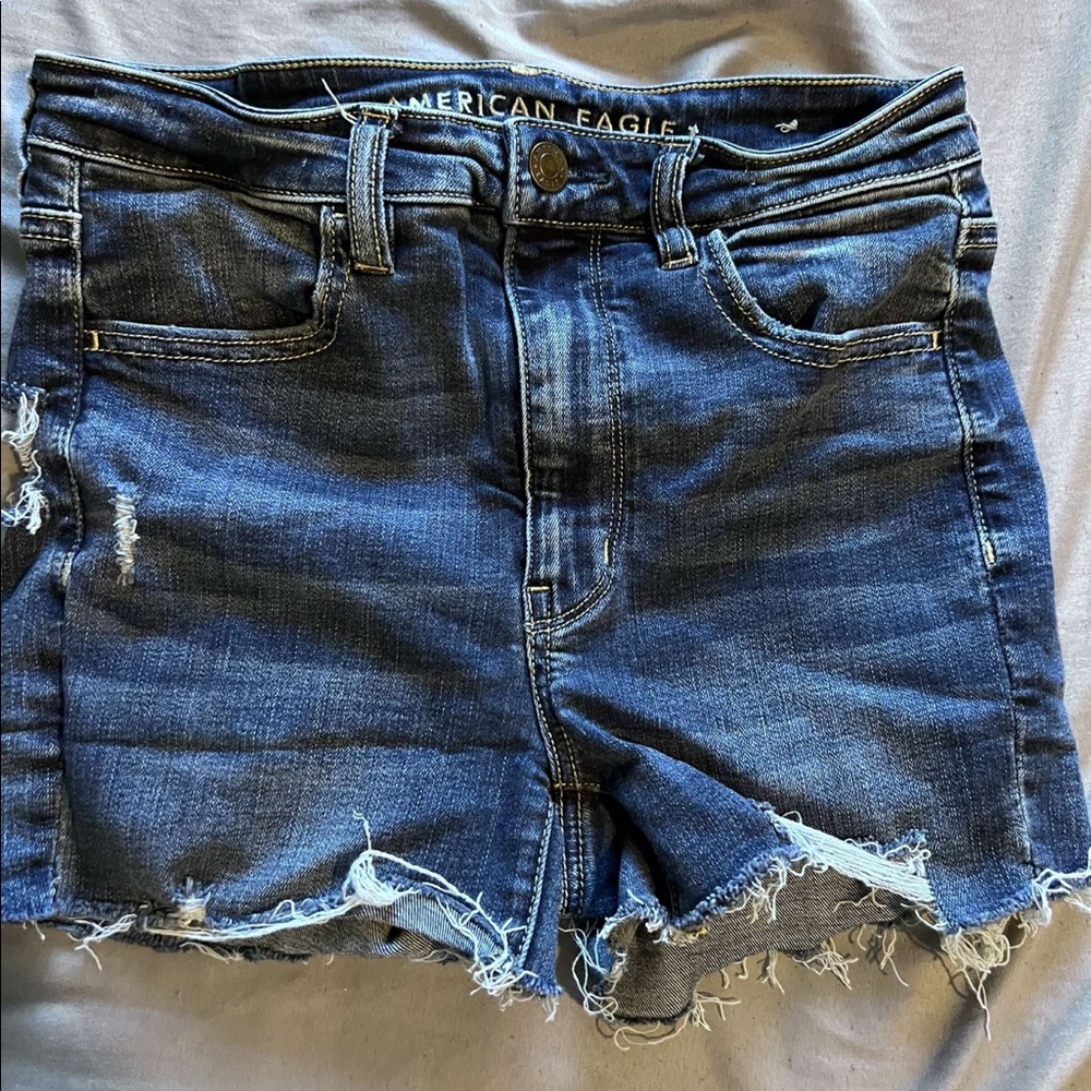 American Eagle Super Stretch dark wash denim jean shorts